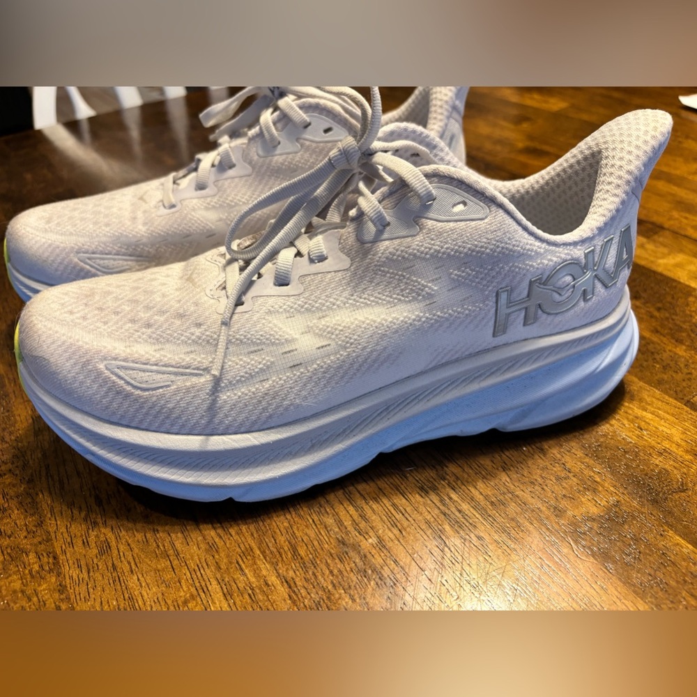 Basically brand new Hoka Clifton 9 running/walking shoes